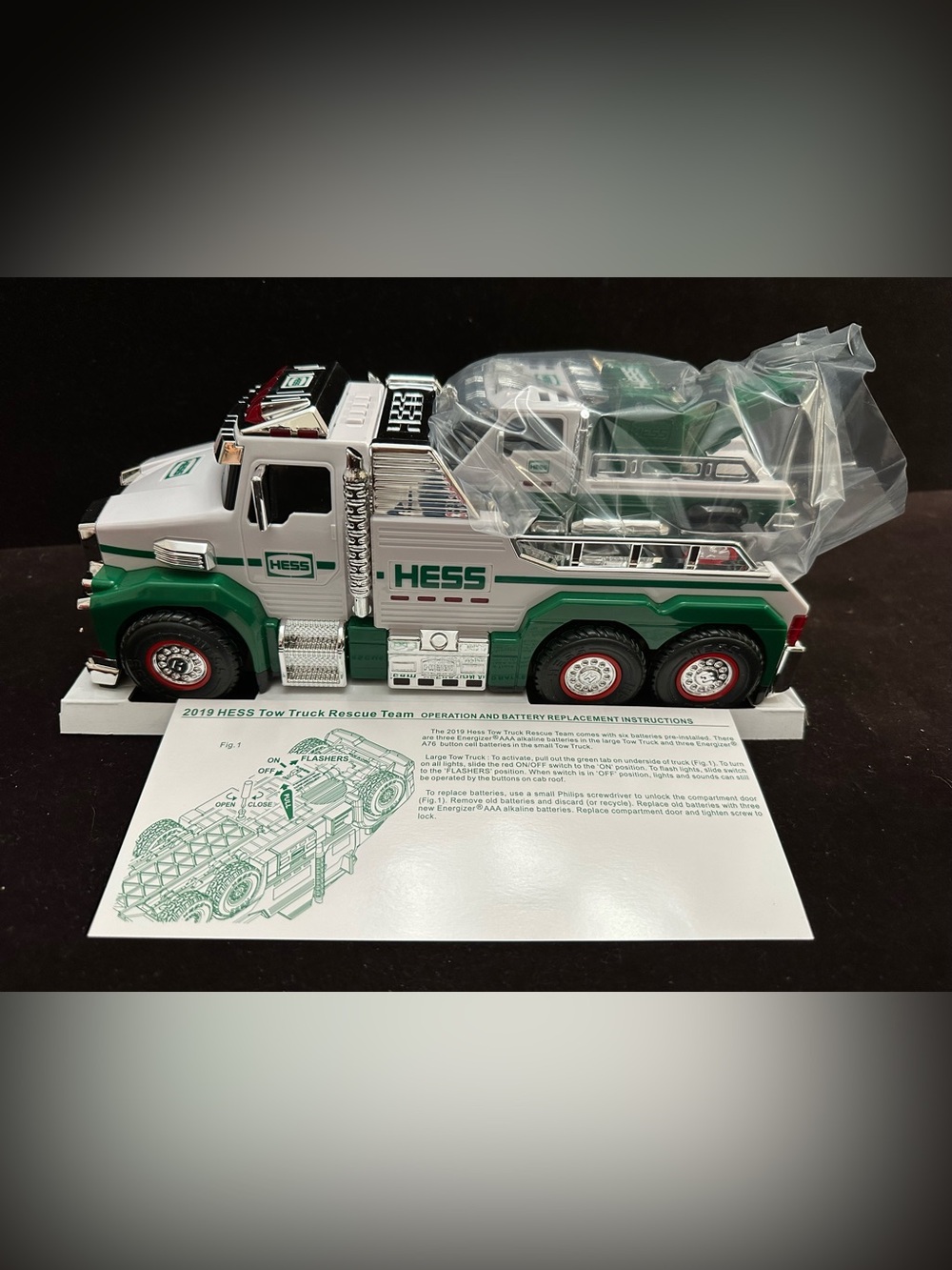 Hess Tow Truck Rescue Team toy truck set